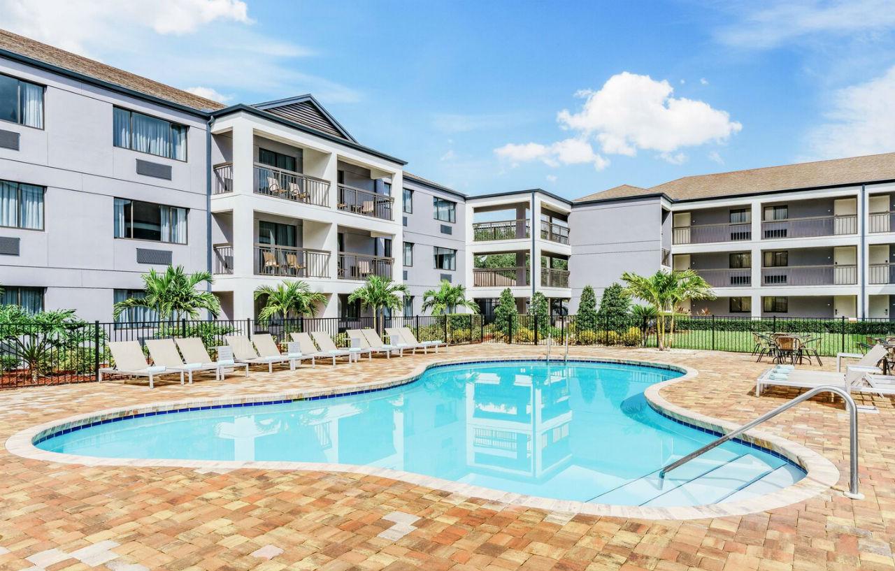 Courtyard By Marriott Orlando Buena Vista At Vista Centre