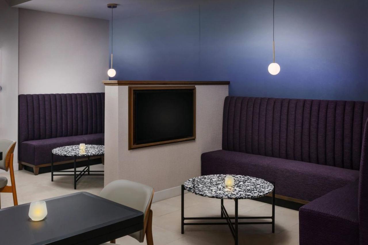 Hotel Courtyard By Marriott Orlando Buena Vista At Vista Centre