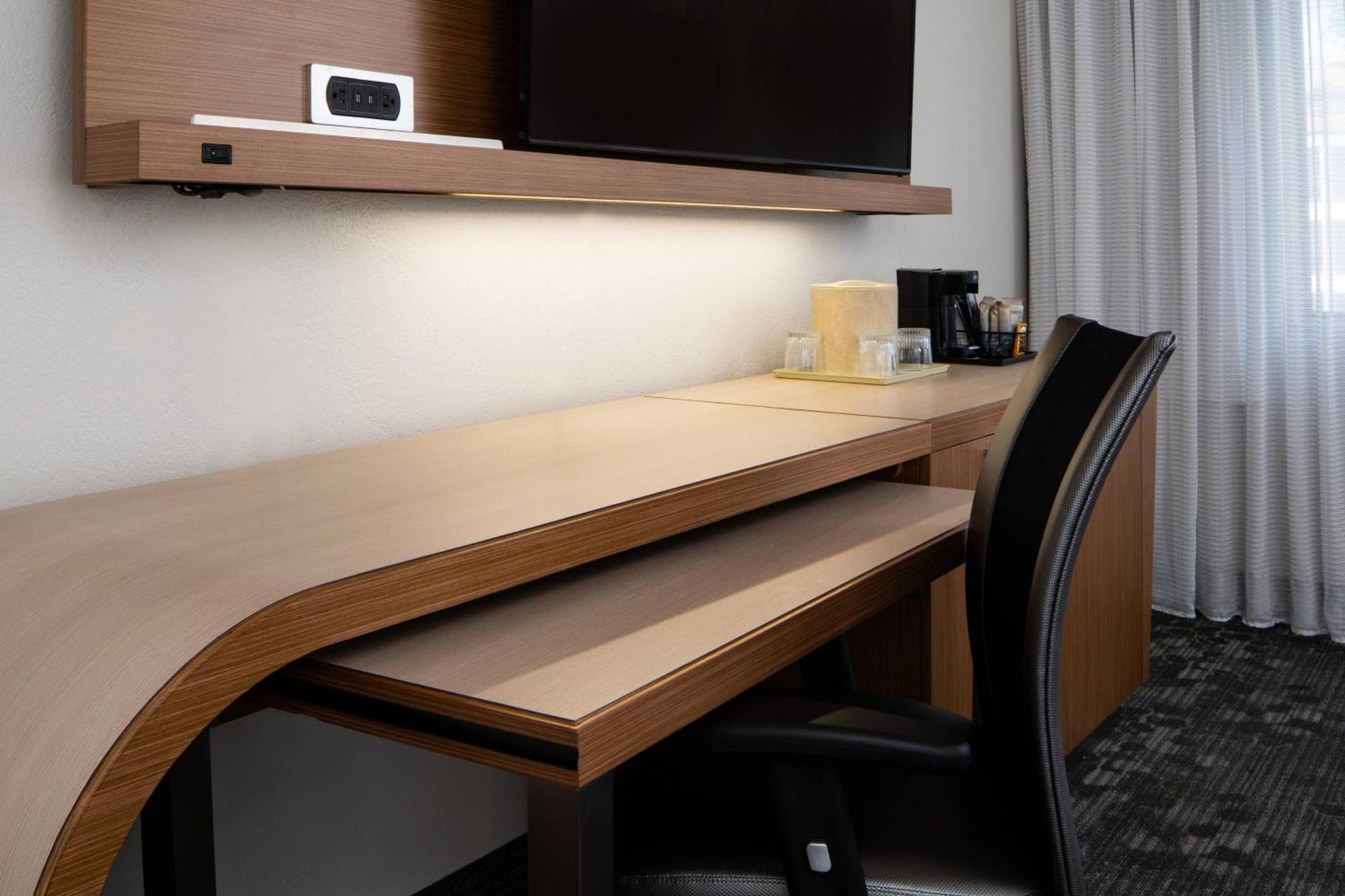 Courtyard By Marriott Orlando Buena Vista At Vista Centre Hotel 3*