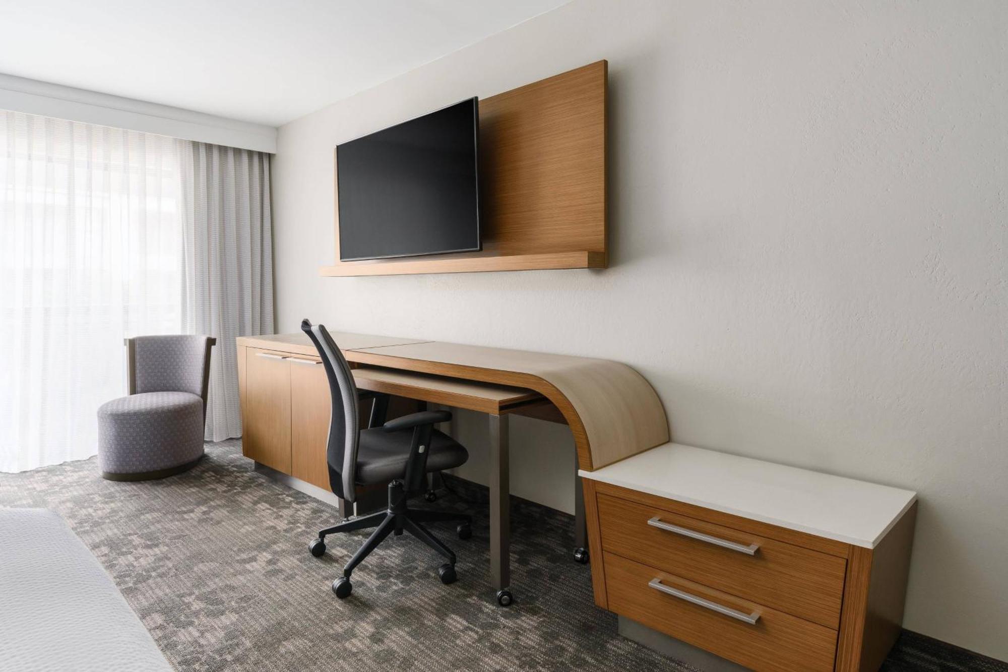 Courtyard By Marriott Orlando Buena Vista At Vista Centre 3* Lake Buena Vista