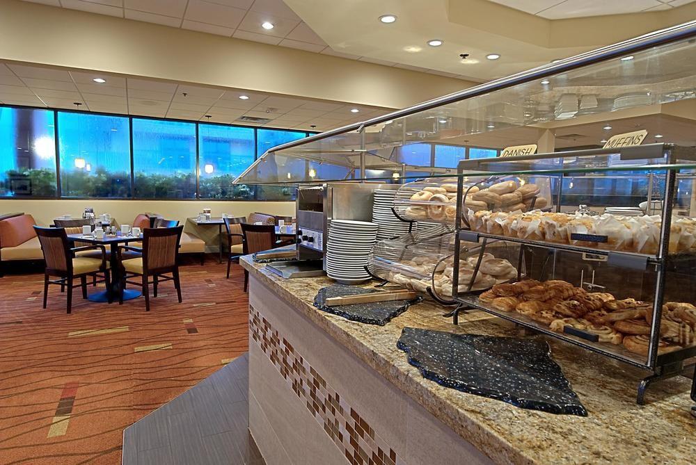 Courtyard By Marriott Orlando Buena Vista At Vista Centre Lake Buena Vista