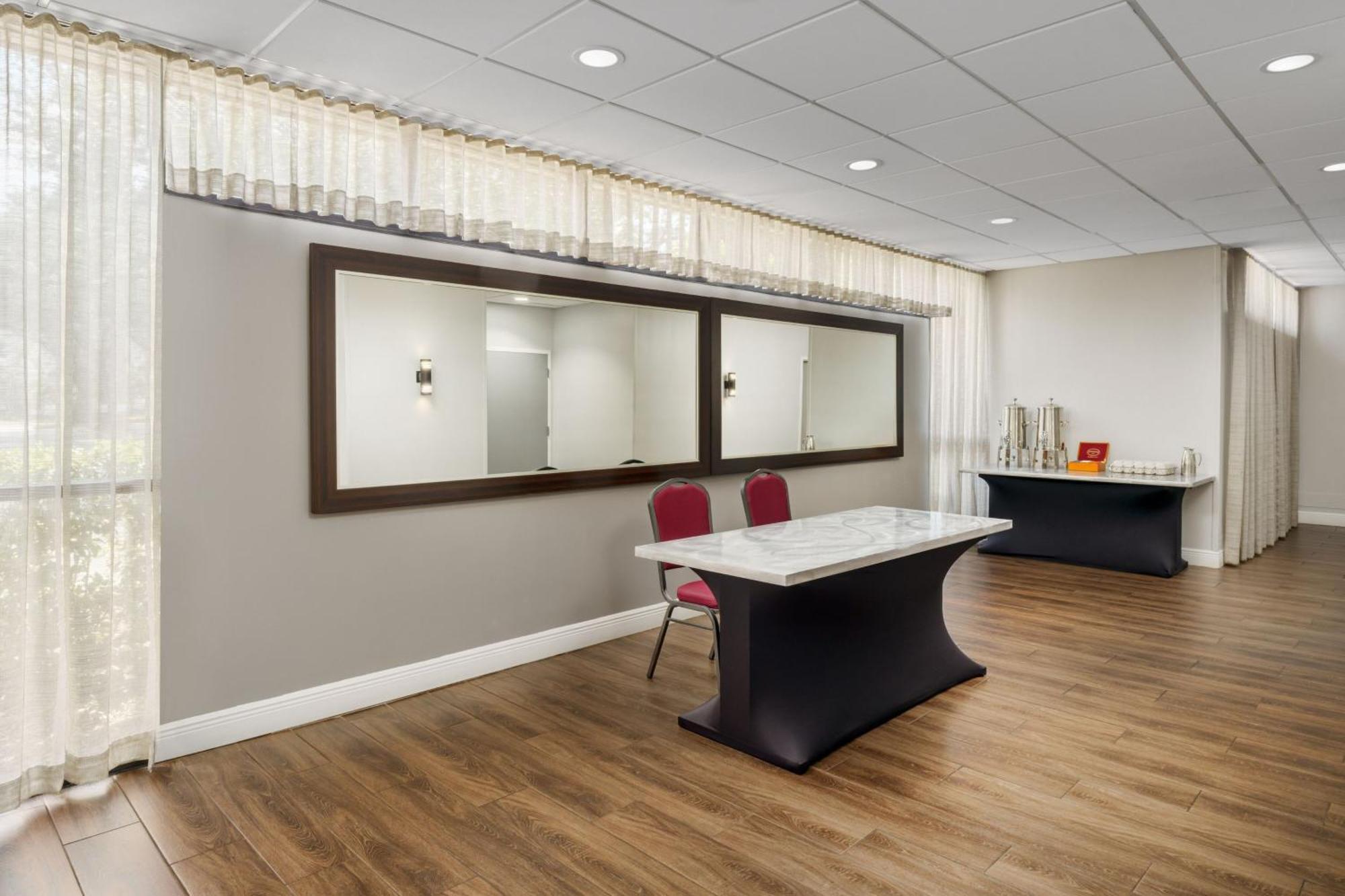 Courtyard By Marriott Orlando Buena Vista At Vista Centre 3* Lake Buena Vista